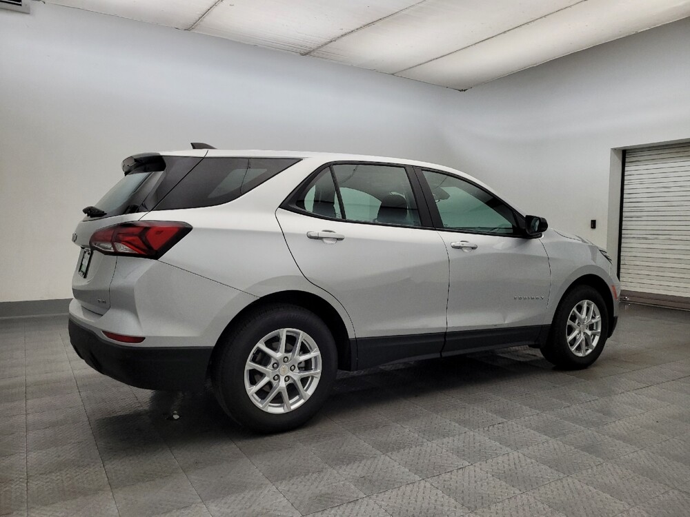 2022 Chevrolet Equinox in Albuquerque, NM 87113 - 18084430 10