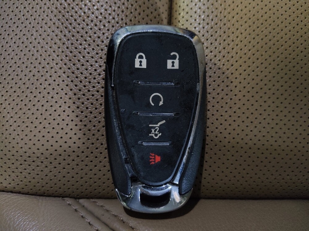 2019 Chevrolet Blazer in Jacksonville, FL 32225 - 18084438 32