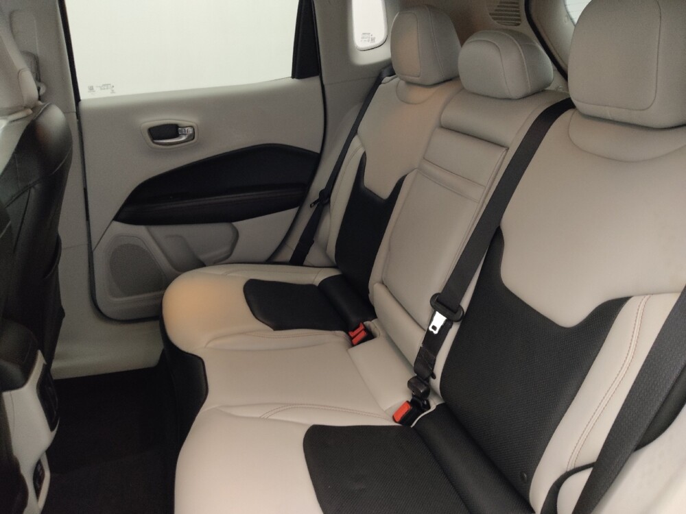 2018 Jeep Compass in Kissimmee, FL 34744 - 18084445 18