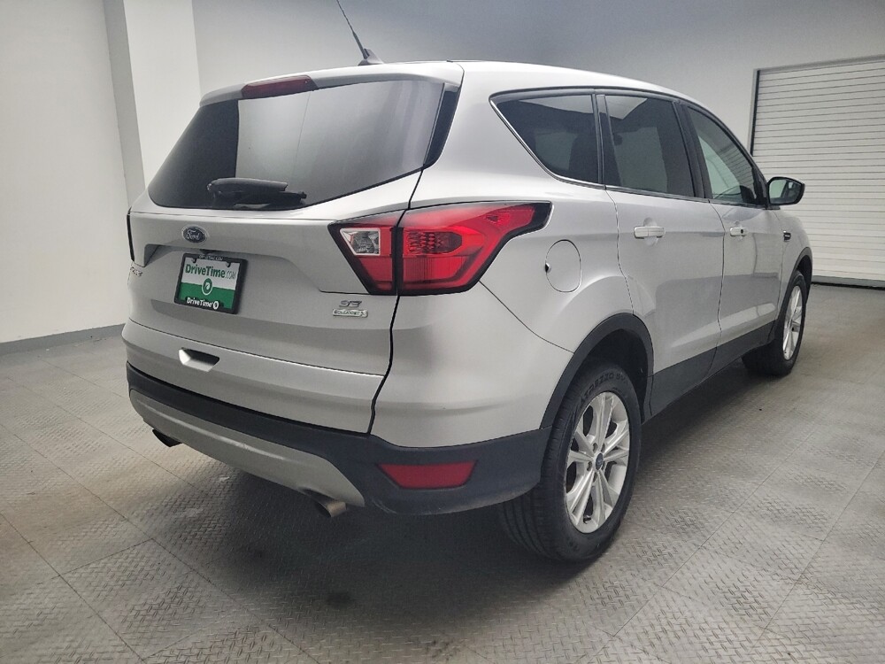 2019 Ford Escape in Eastpointe, MI 48021 - 18084446 9
