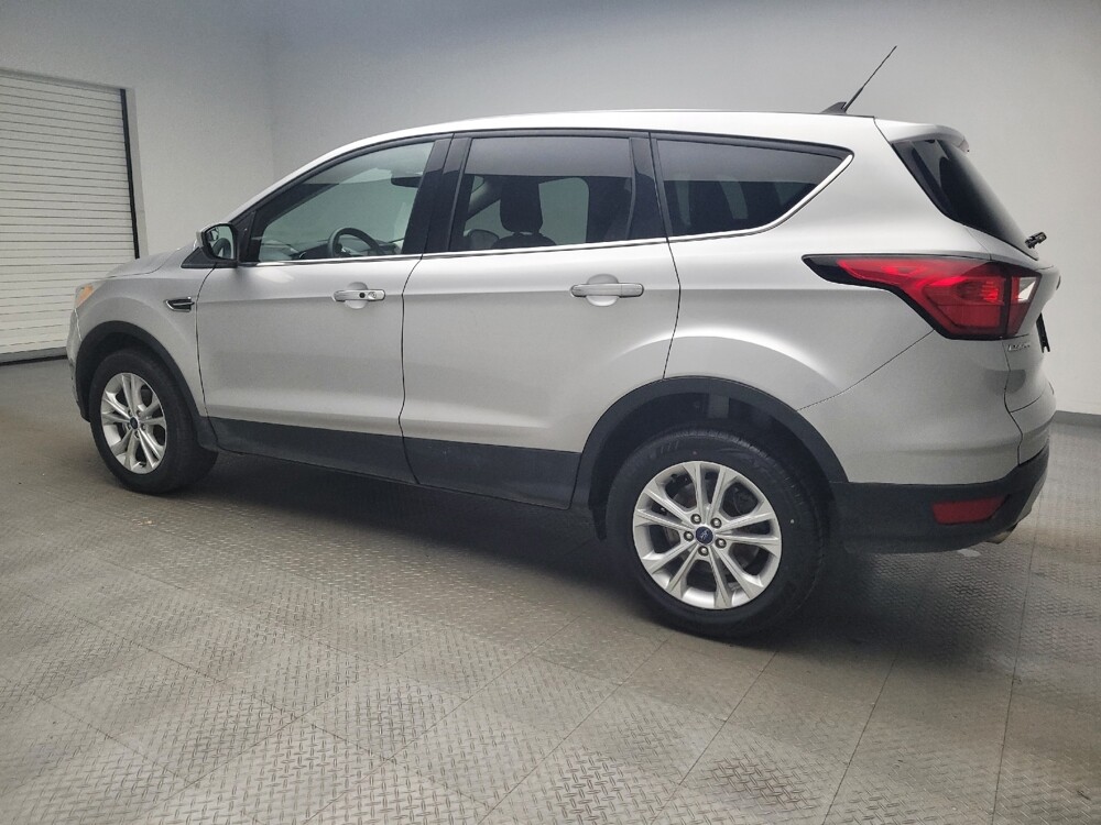 2019 Ford Escape in Eastpointe, MI 48021 - 18084446 3