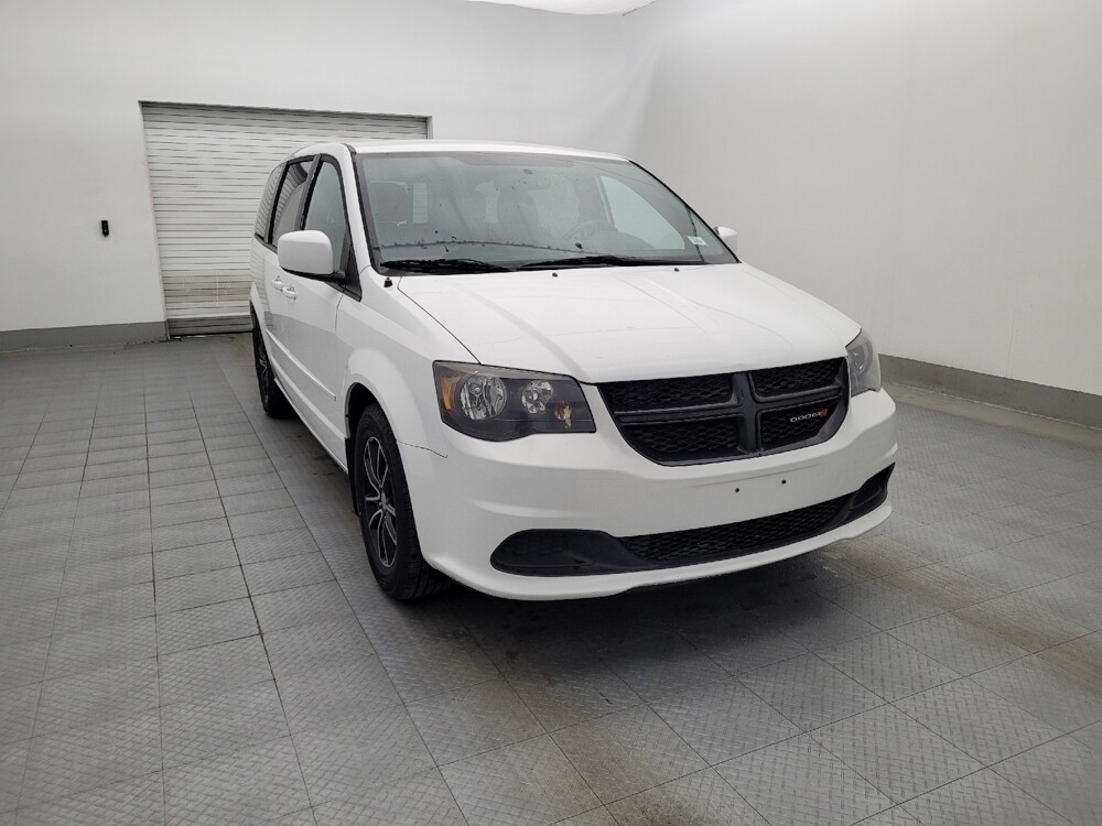 2017 Dodge Grand Caravan in Fort Myers, FL 33907 - 18084453 14