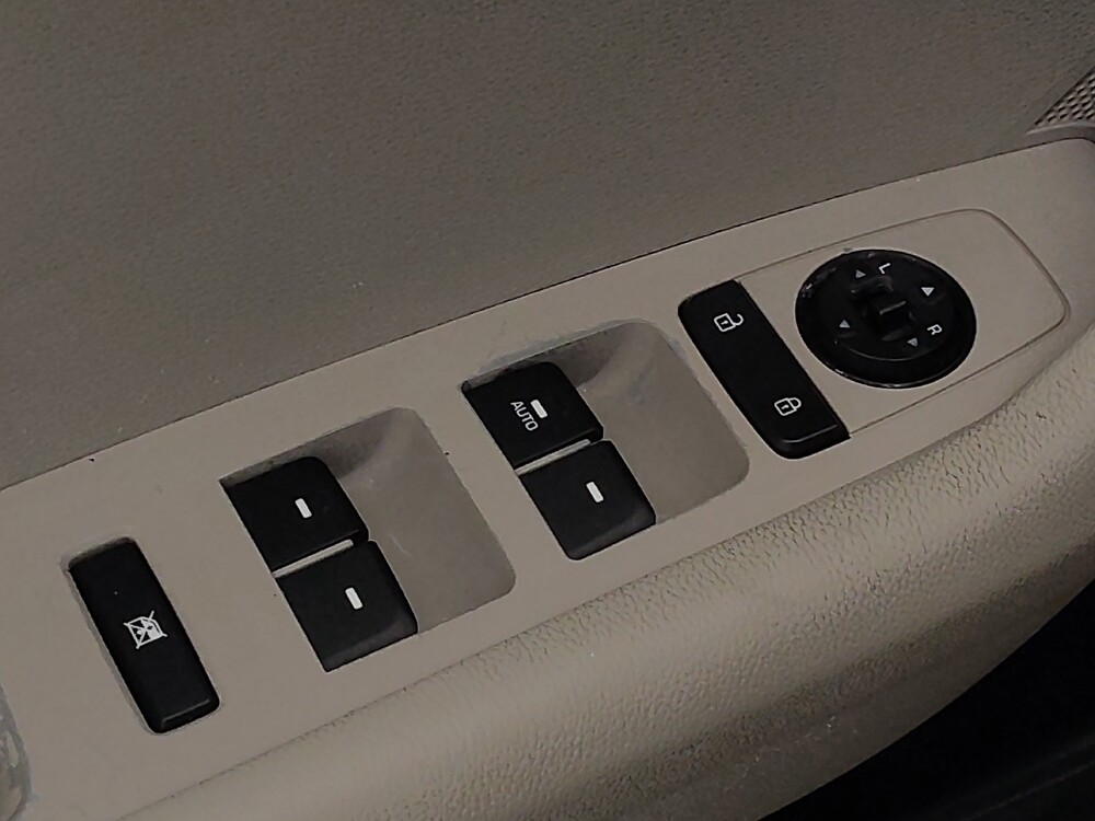 2017 Hyundai Sonata in Fort Myers, FL 33907 - 18084455 27