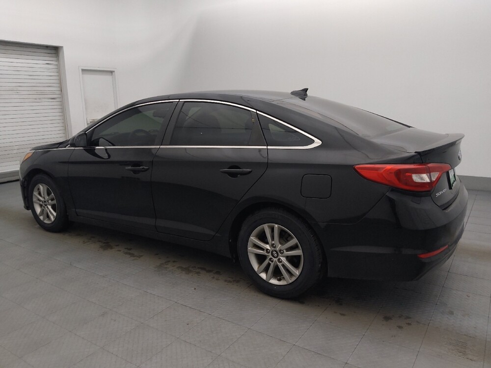 2017 Hyundai Sonata in Fort Myers, FL 33907 - 18084455 3