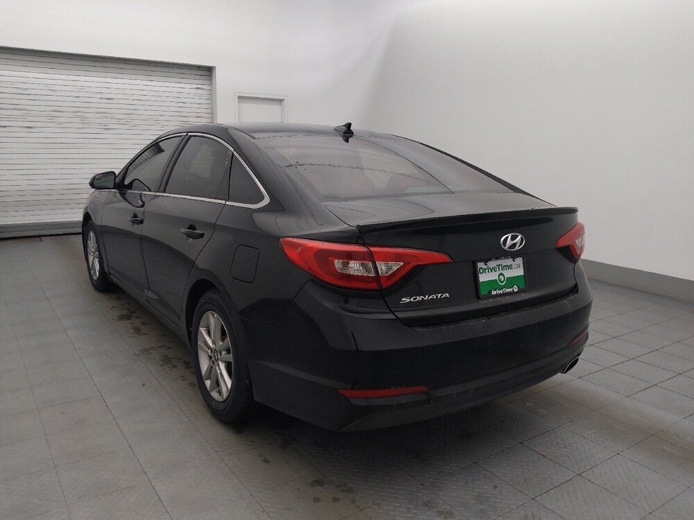 2017 Hyundai Sonata in Fort Myers, FL 33907 - 18084455 5