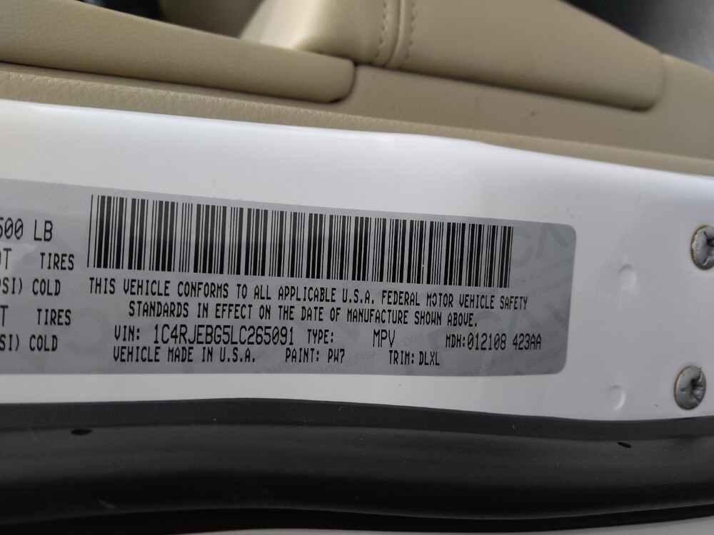 2020 Jeep Grand Cherokee in Denver, CO 80012 - 18084463 33