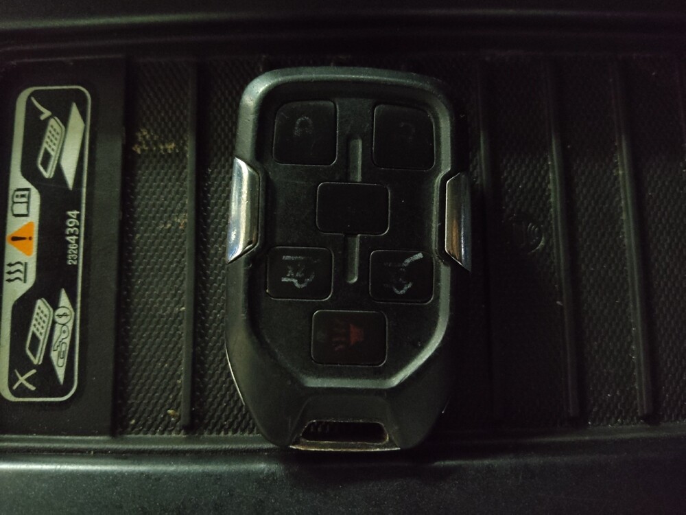 2017 Chevrolet Suburban in Morrow, GA 30260 - 18084469 32