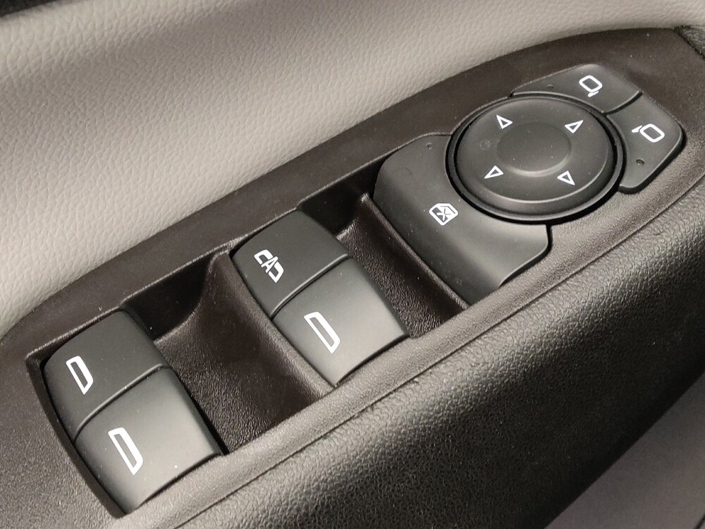 2020 Chevrolet Equinox in Baton Rouge, LA 70816 - 18084478 27