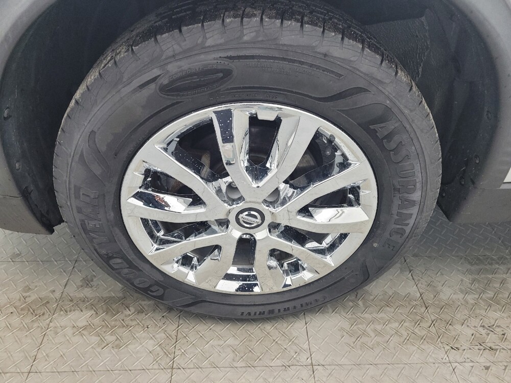 2018 Nissan Rogue in Greensboro, NC 27407 - 18084480 31