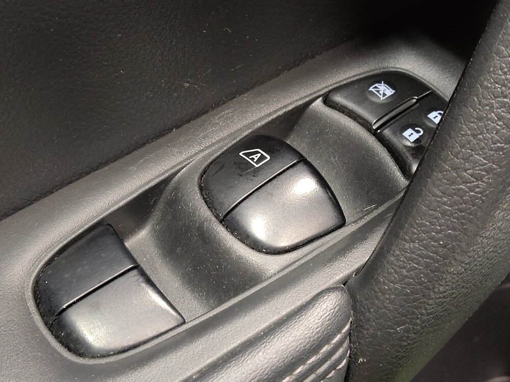 2018 Nissan Rogue in Greensboro, NC 27407 - 18084480 27