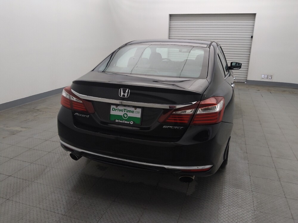 2016 Honda Accord in Houston, TX 77074 - 18084487 7