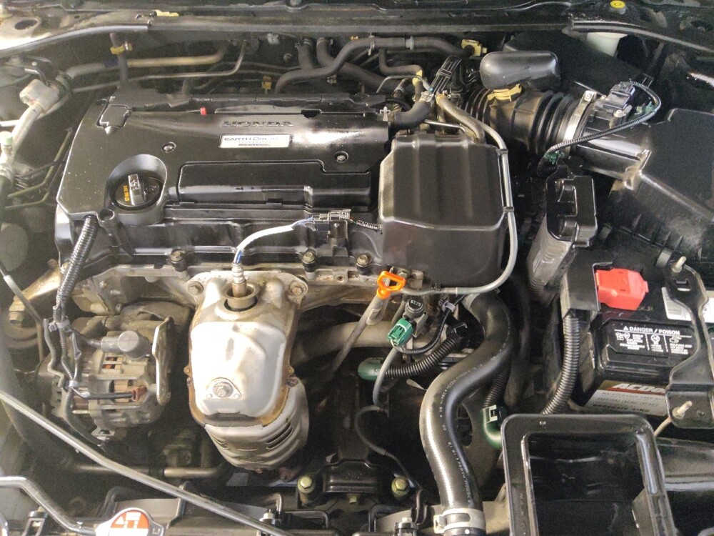 2016 Honda Accord in Houston, TX 77074 - 18084487 30