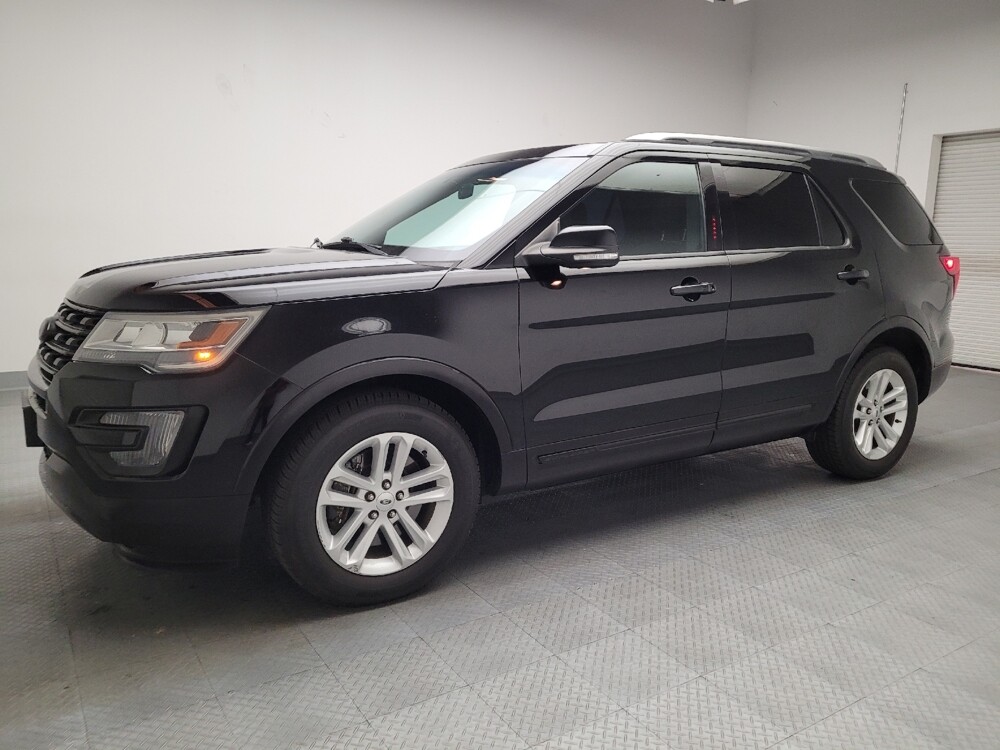 2016 Ford Explorer in Fresno, CA 93726 - 18084519 2