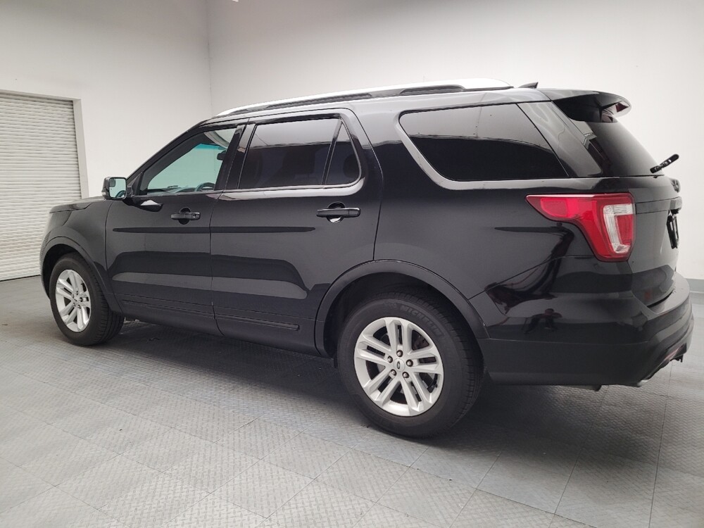 2016 Ford Explorer in Fresno, CA 93726 - 18084519 3