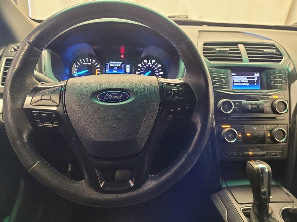 2016 Ford Explorer in Fresno, CA 93726 - 18084519 22