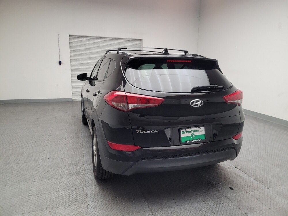 2018 Hyundai Tucson in Fresno, CA 93726 - 18084520 6