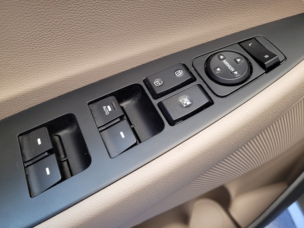 2018 Hyundai Tucson in Fresno, CA 93726 - 18084520 27