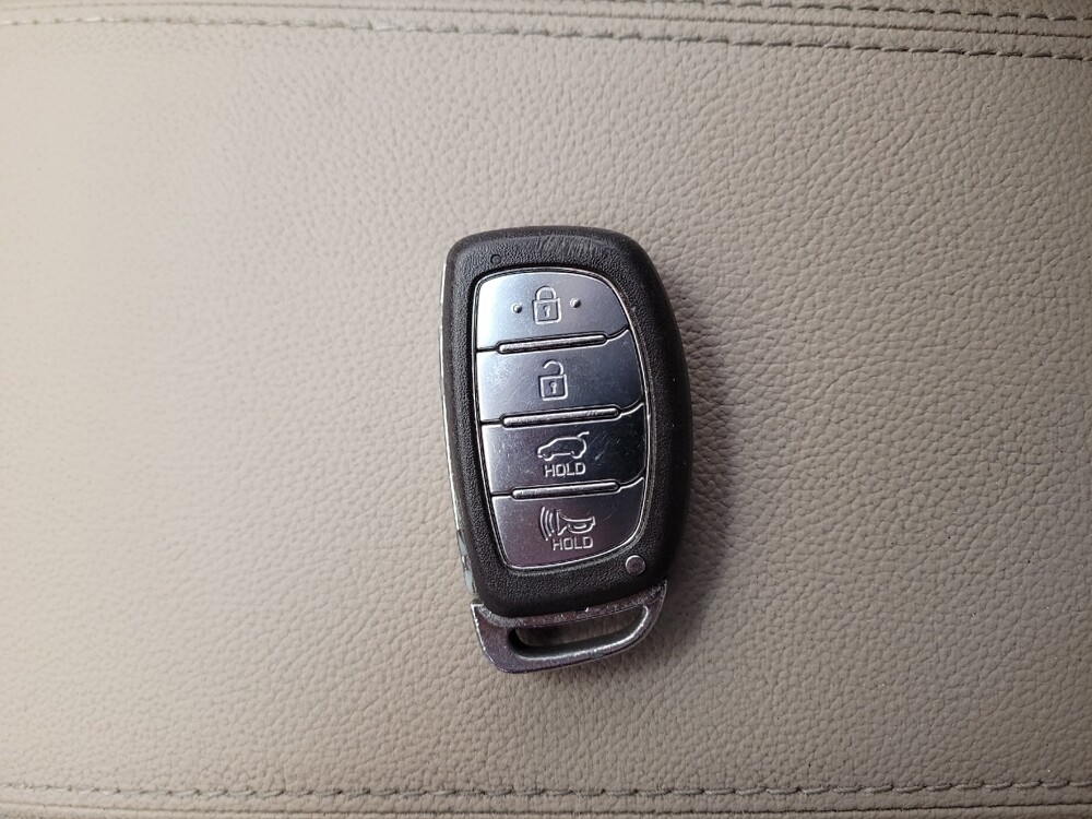 2018 Hyundai Tucson in Fresno, CA 93726 - 18084520 32