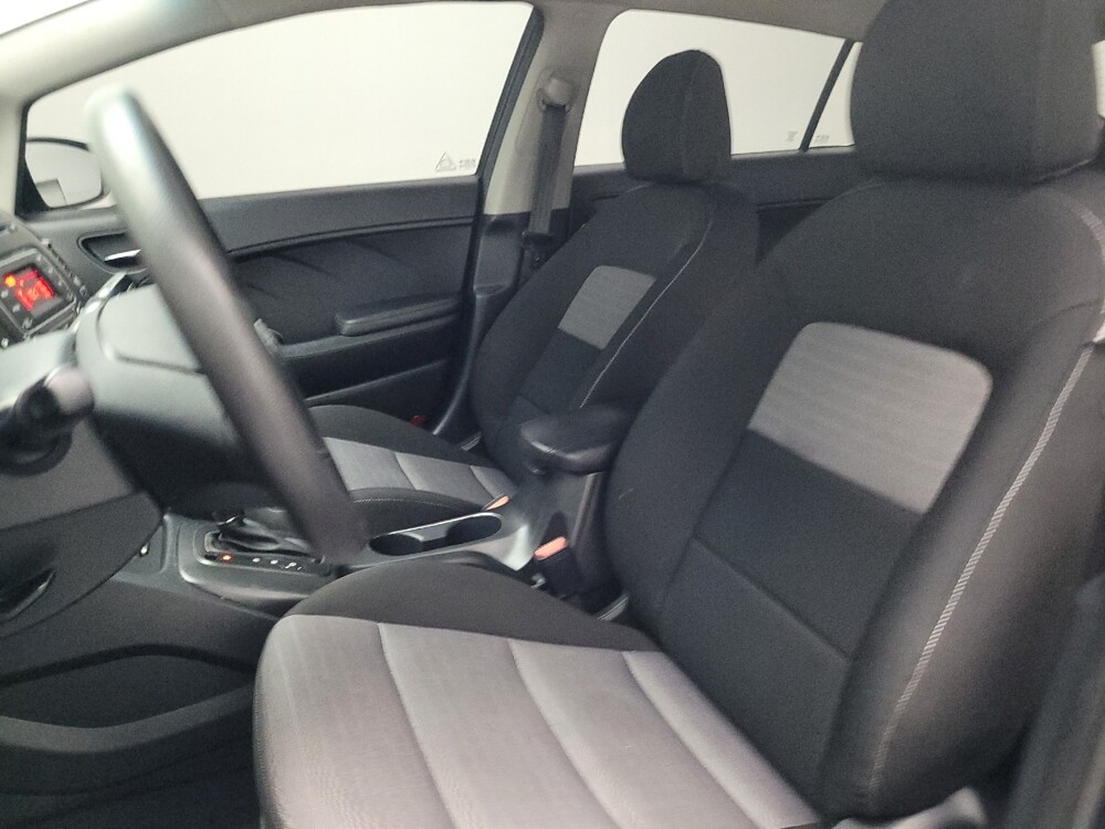 2016 Kia Forte in Jackson, MS 39211 - 18084524 17