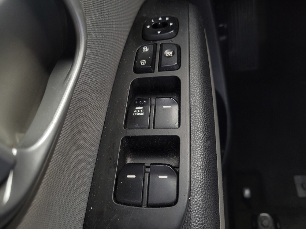 2015 Kia Soul in Birmingham, AL 35215 - 18084531 27