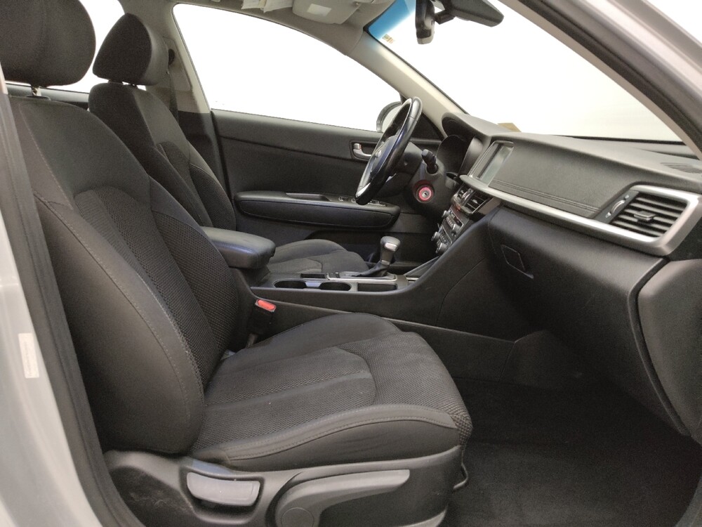 2019 Kia Optima in Oklahoma City, OK 73139 - 18084549 21