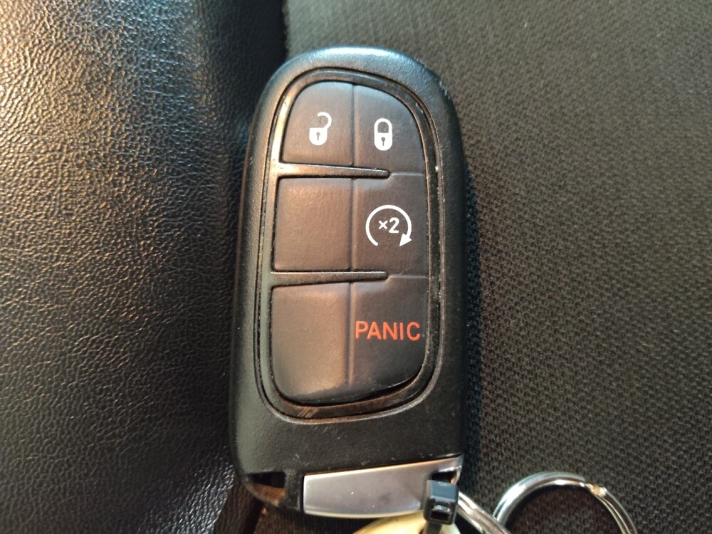 2019 Jeep Cherokee in Round Rock, TX 78664 - 18084556 27