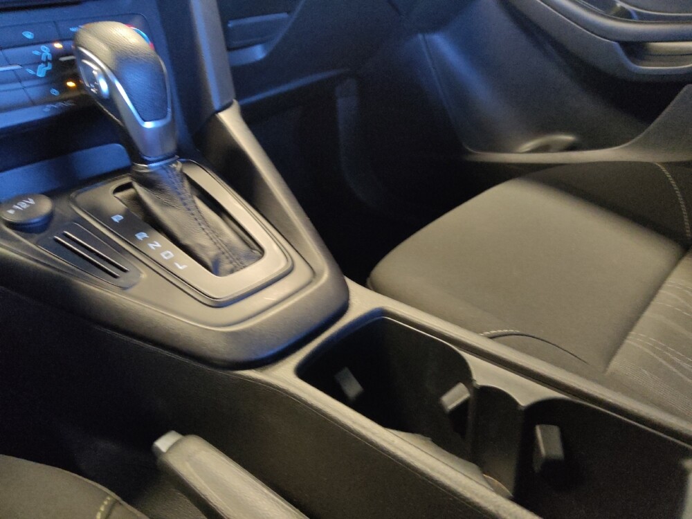 2018 Ford Focus in Phoenix, AZ 85015 - 18084557 26