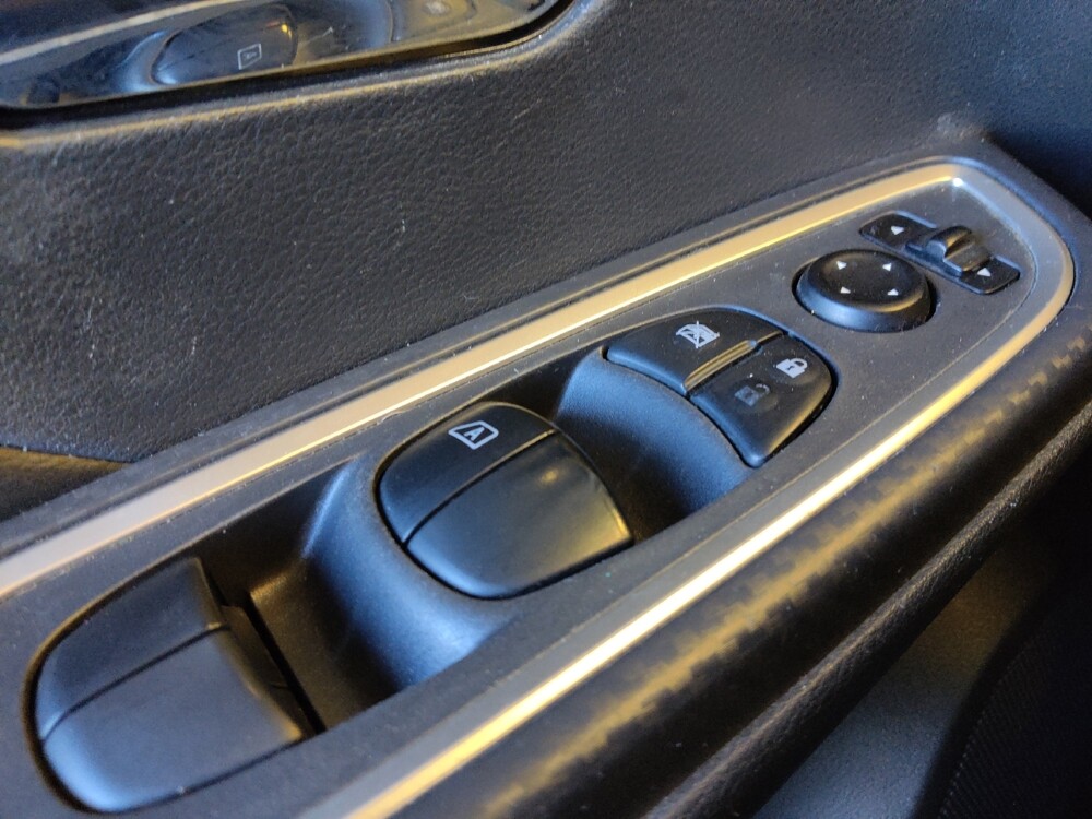 2020 Nissan Versa in Glendale, AZ 85301 - 18084561 27