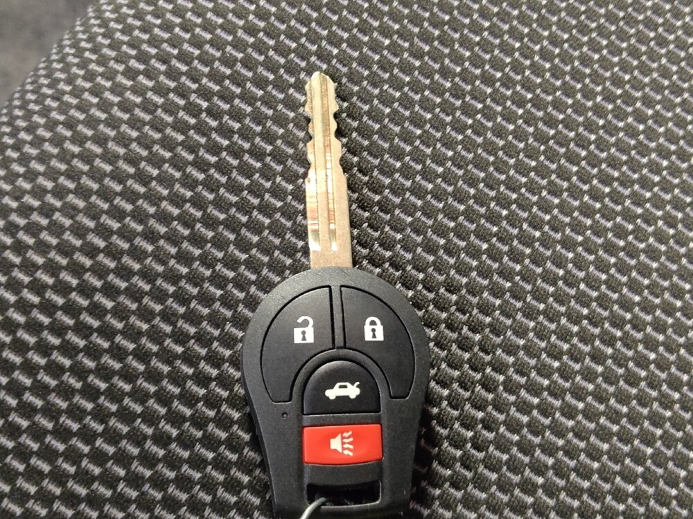 2017 Nissan Versa in Bradenton, FL 34207 - 18084564 32