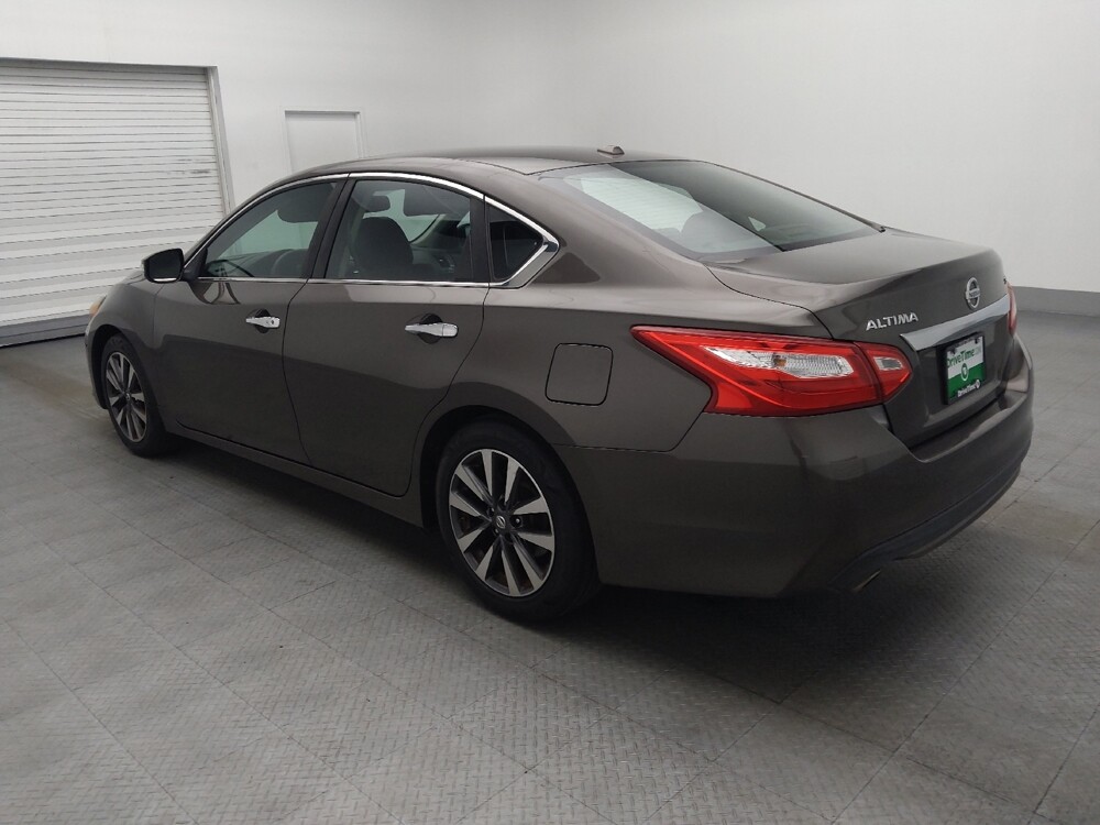 2017 Nissan Altima in Duluth, GA 30096 - 18084582 3