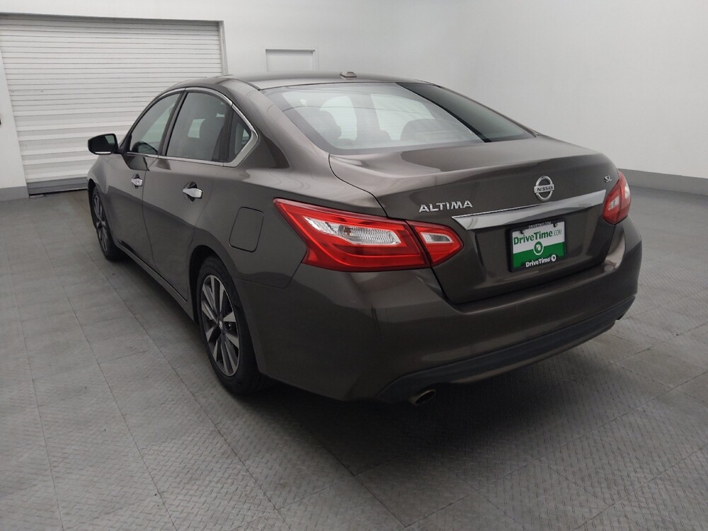 2017 Nissan Altima in Duluth, GA 30096 - 18084582 5