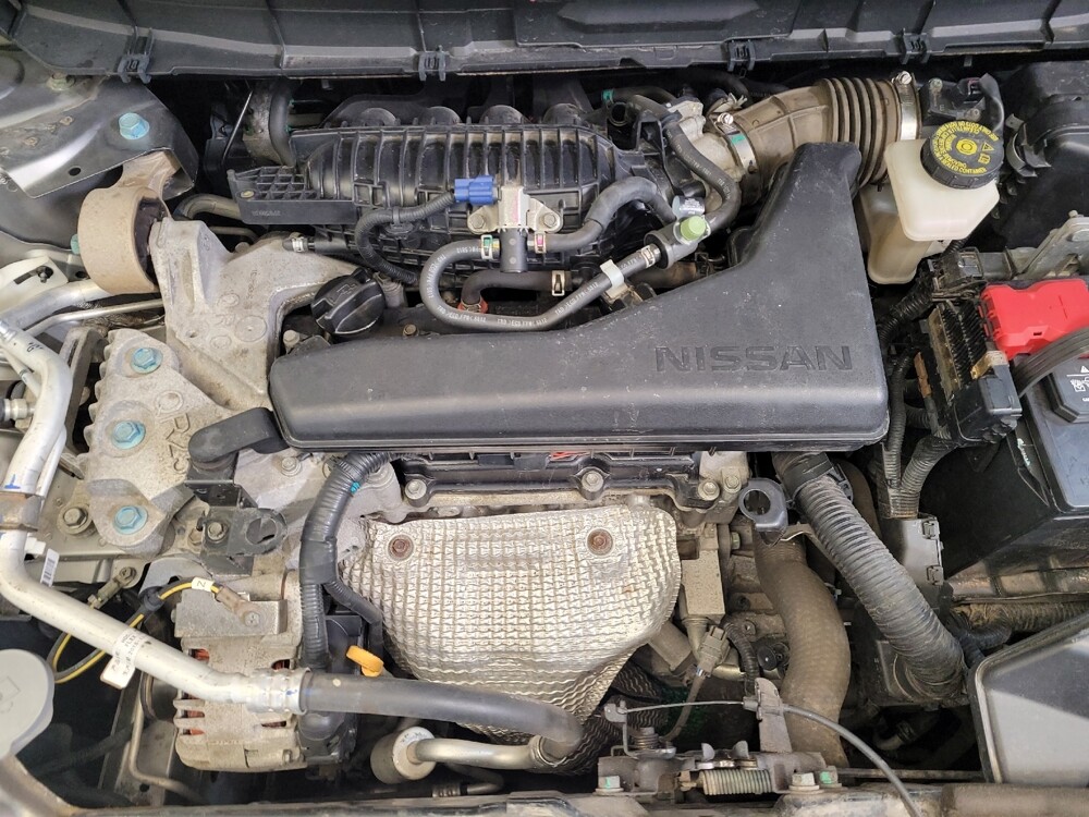 2016 Nissan Rogue in Louisville, KY 40258 - 18084585 30