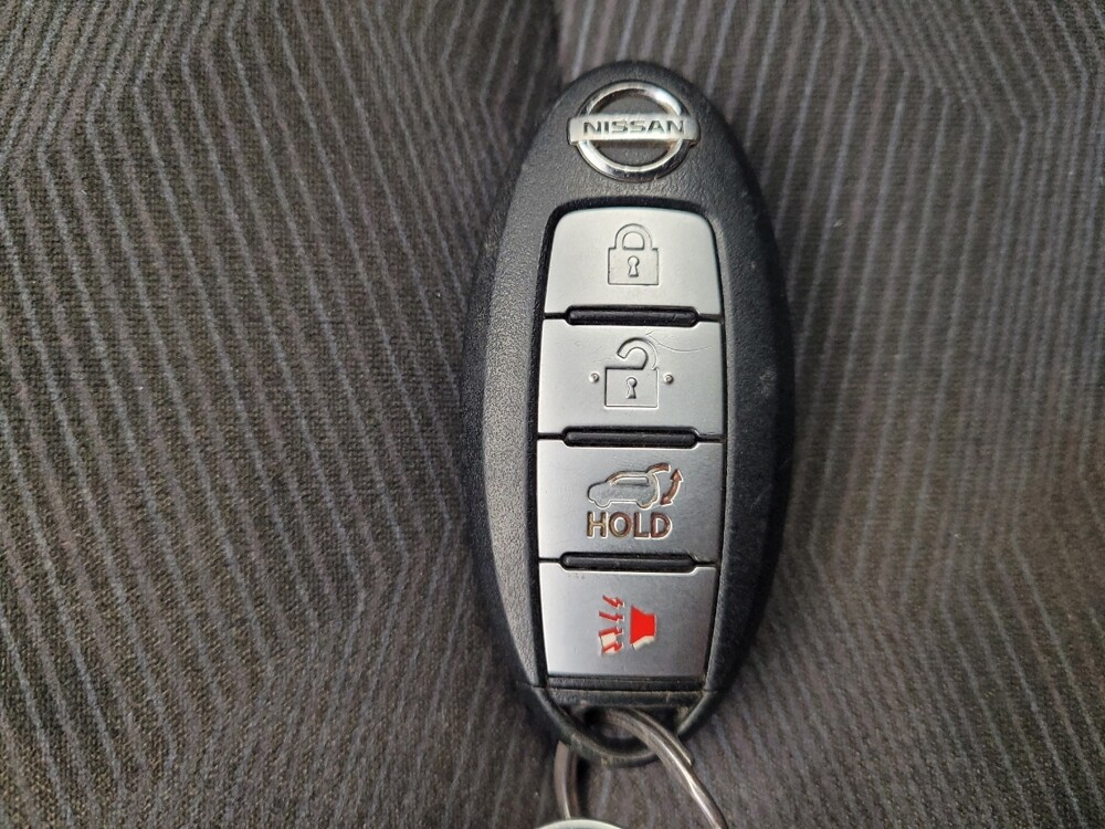 2016 Nissan Rogue in Louisville, KY 40258 - 18084585 32