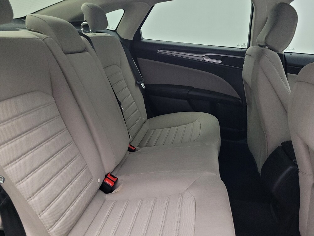 2020 Ford Fusion in Greenville, SC 29607 - 18084591 19