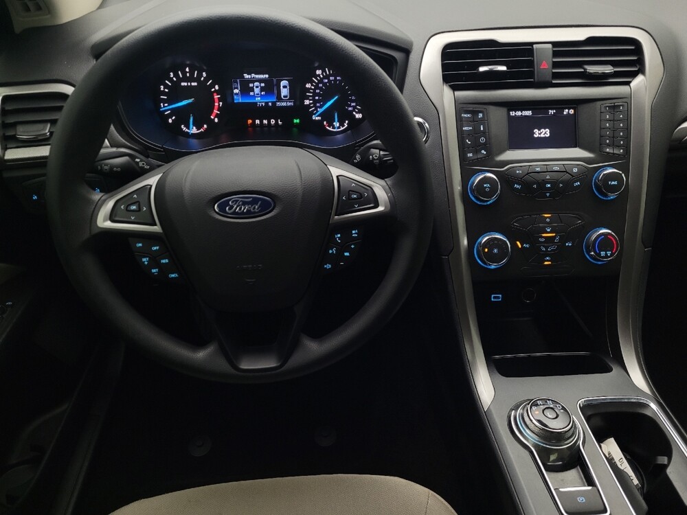 2020 Ford Fusion in Greenville, SC 29607 - 18084591 22