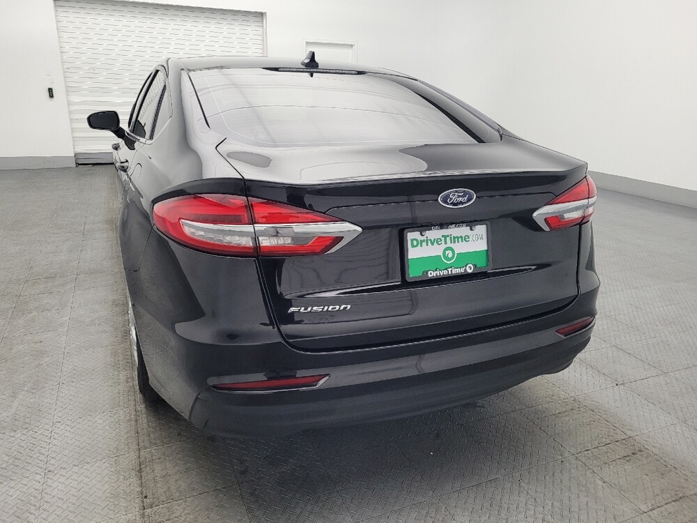2020 Ford Fusion in Greenville, SC 29607 - 18084591 6