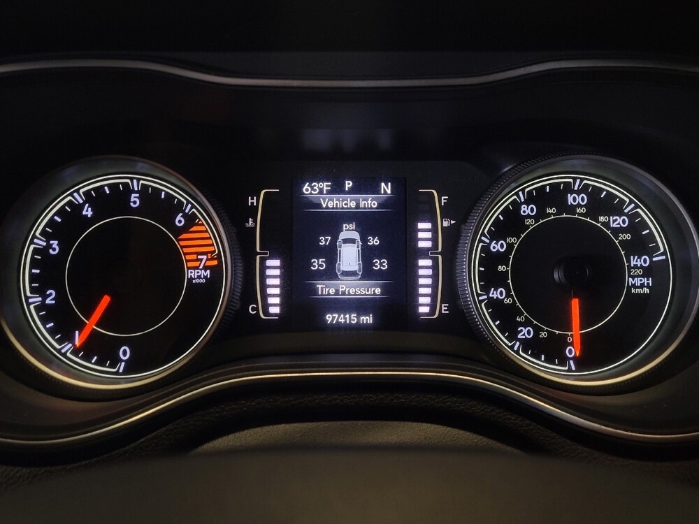 2019 Jeep Cherokee in Knoxville, TN 37923 - 18084592 23