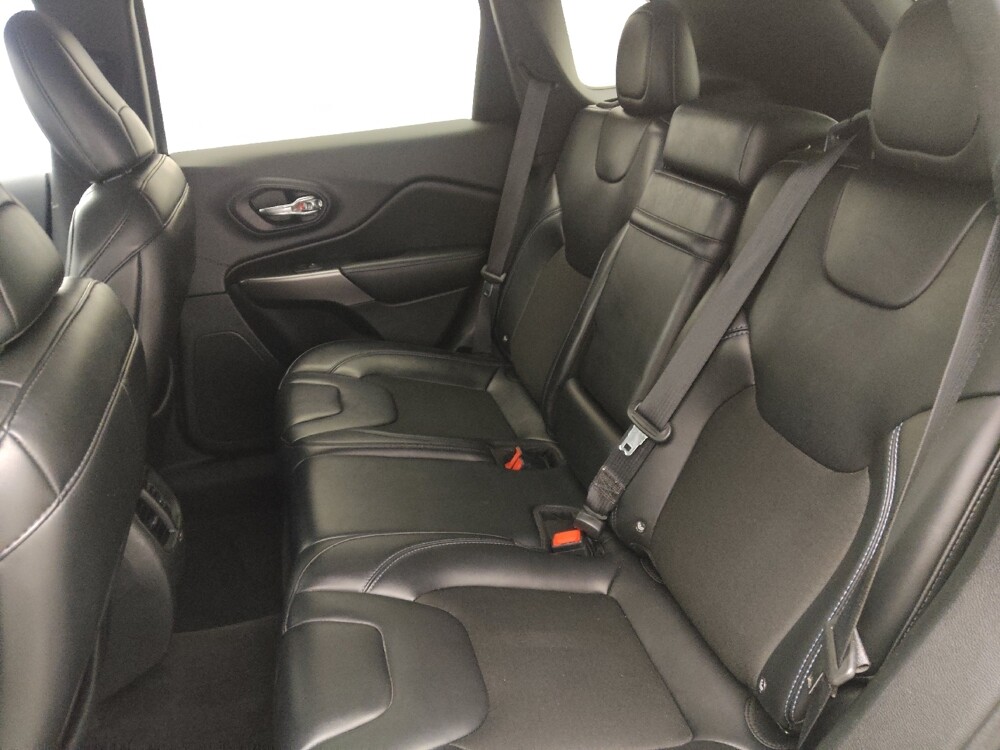 2019 Jeep Cherokee in Knoxville, TN 37923 - 18084592 18