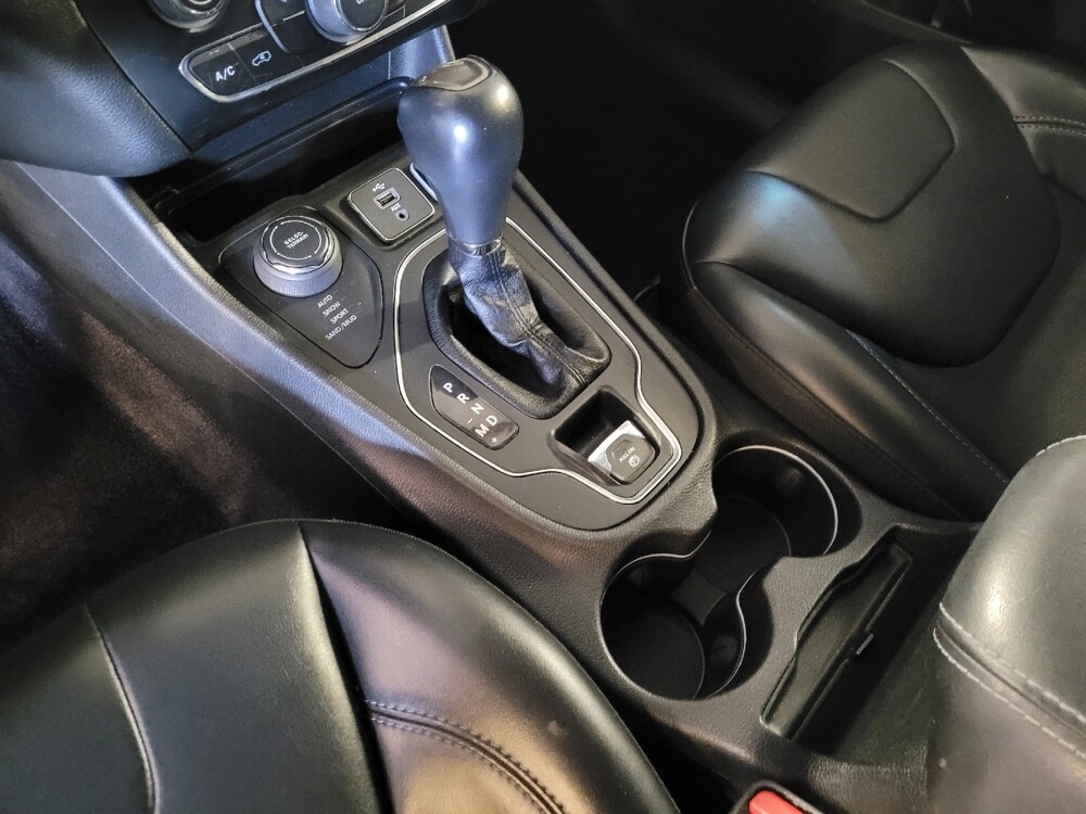 2019 Jeep Cherokee in Knoxville, TN 37923 - 18084592 26