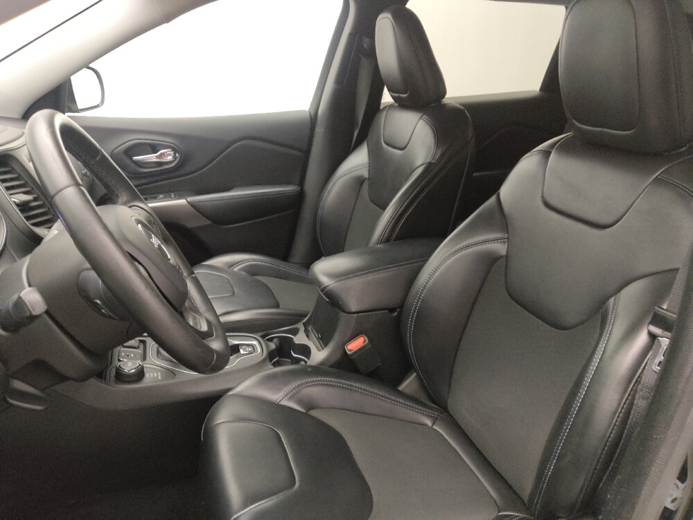 2019 Jeep Cherokee in Knoxville, TN 37923 - 18084592 17