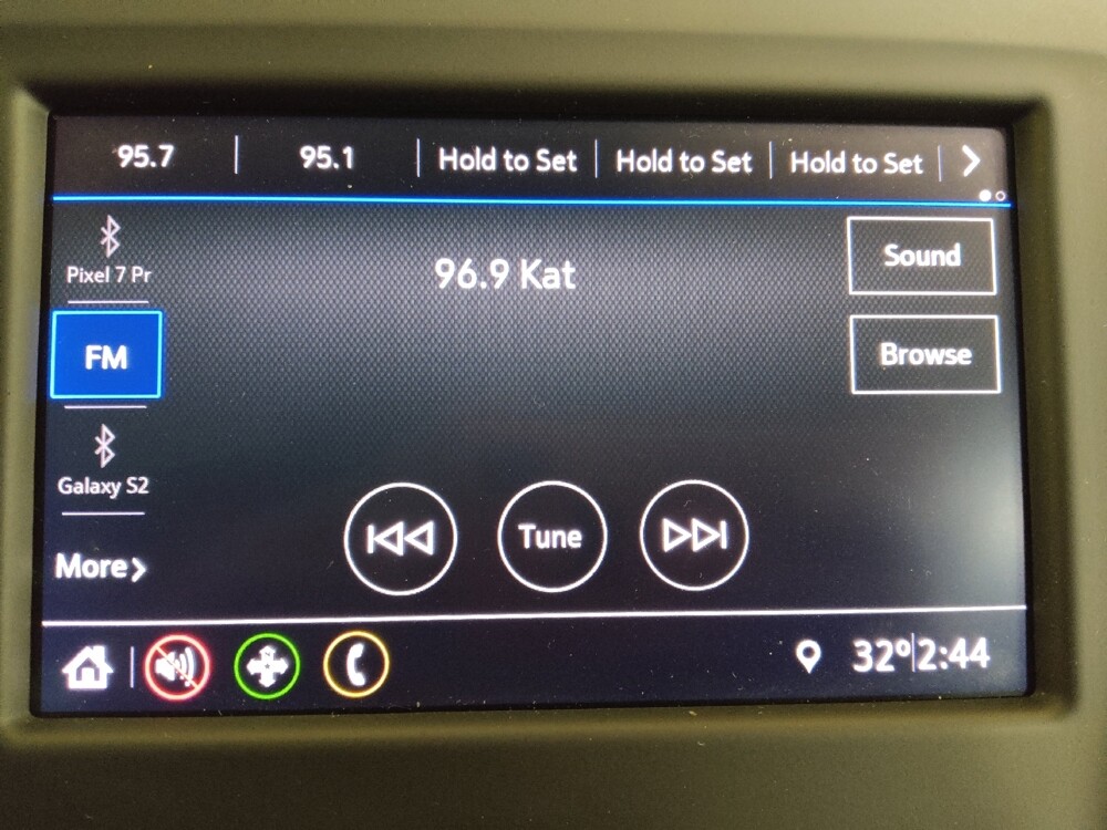 2021 Chevrolet Equinox in Raleigh, NC 27604 - 18084608 25