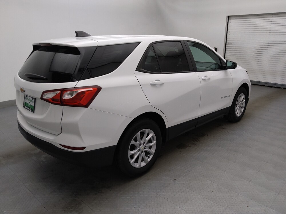 2021 Chevrolet Equinox in Raleigh, NC 27604 - 18084608 10