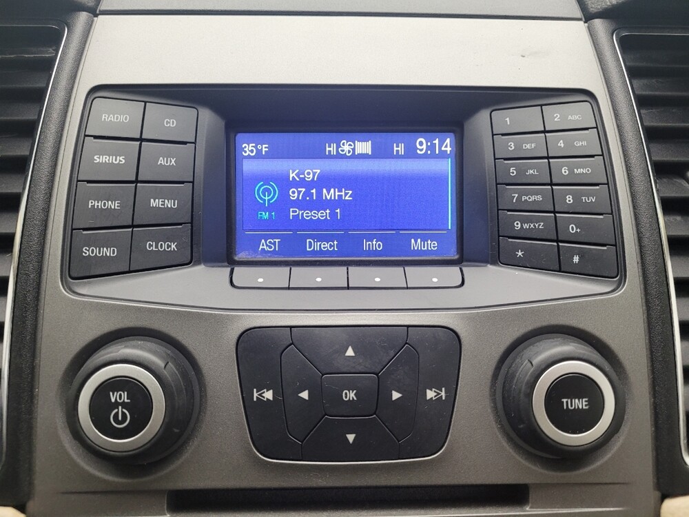 2015 Ford Taurus in Memphis, TN 38128 - 18084619 25