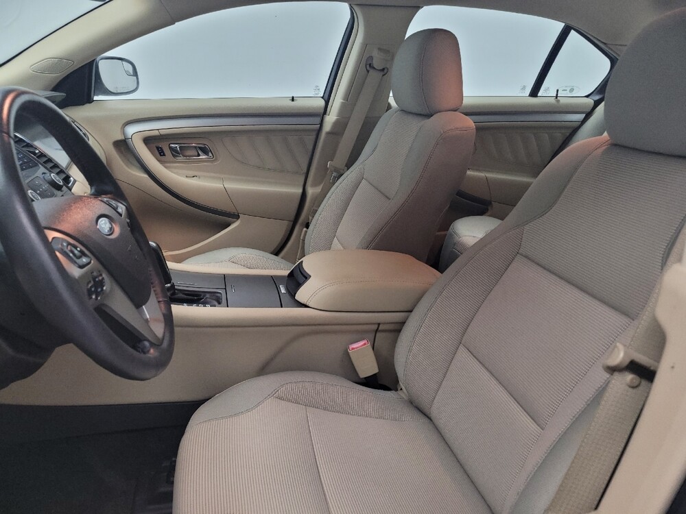 2015 Ford Taurus in Memphis, TN 38128 - 18084619 17