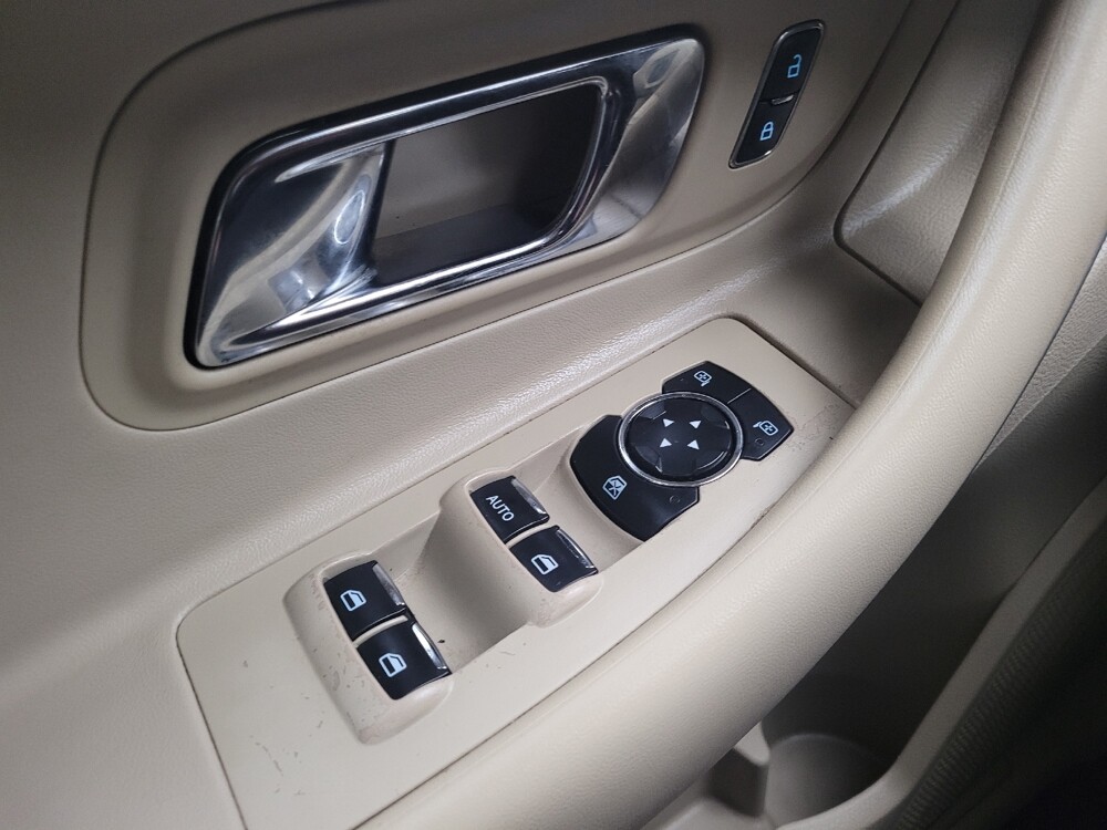 2015 Ford Taurus in Memphis, TN 38128 - 18084619 27