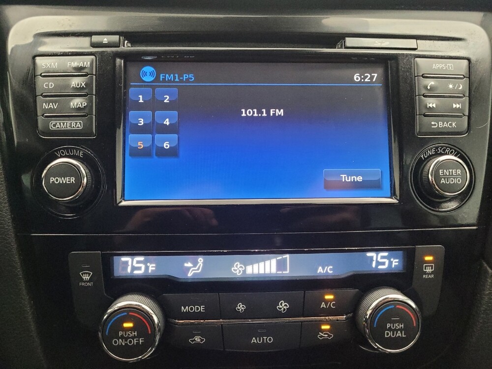 2017 Nissan Rogue in Memphis, TN 38128 - 18084620 25