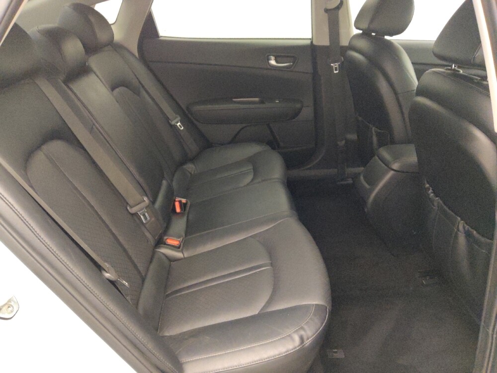 2020 Kia Optima in Temple, TX 76502 - 18084627 19