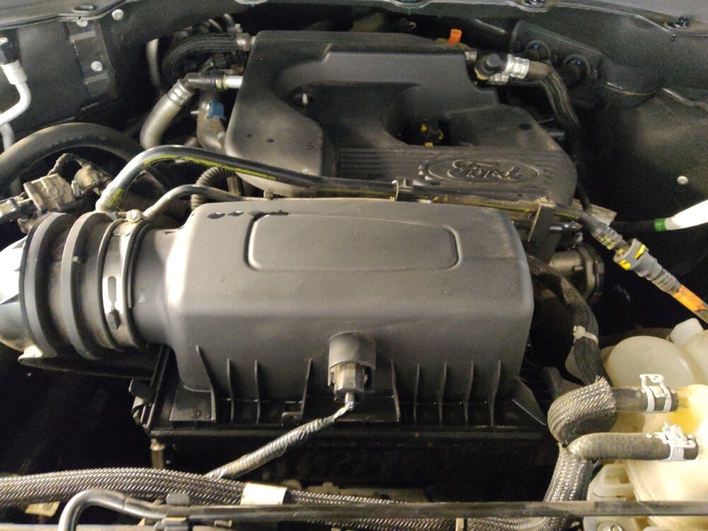 2020 Ford Explorer in Live Oak, TX 78233 - 18084631 30