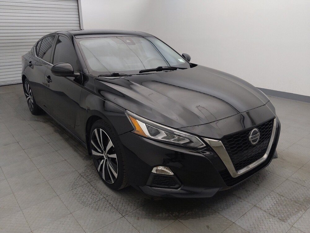 2020 Nissan Altima in Houston, TX 77074 - 18084635 13