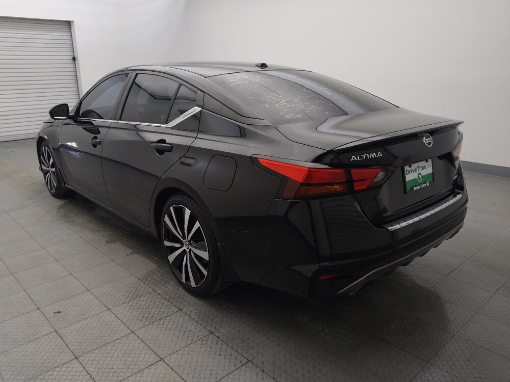 2020 Nissan Altima in Houston, TX 77074 - 18084635 5